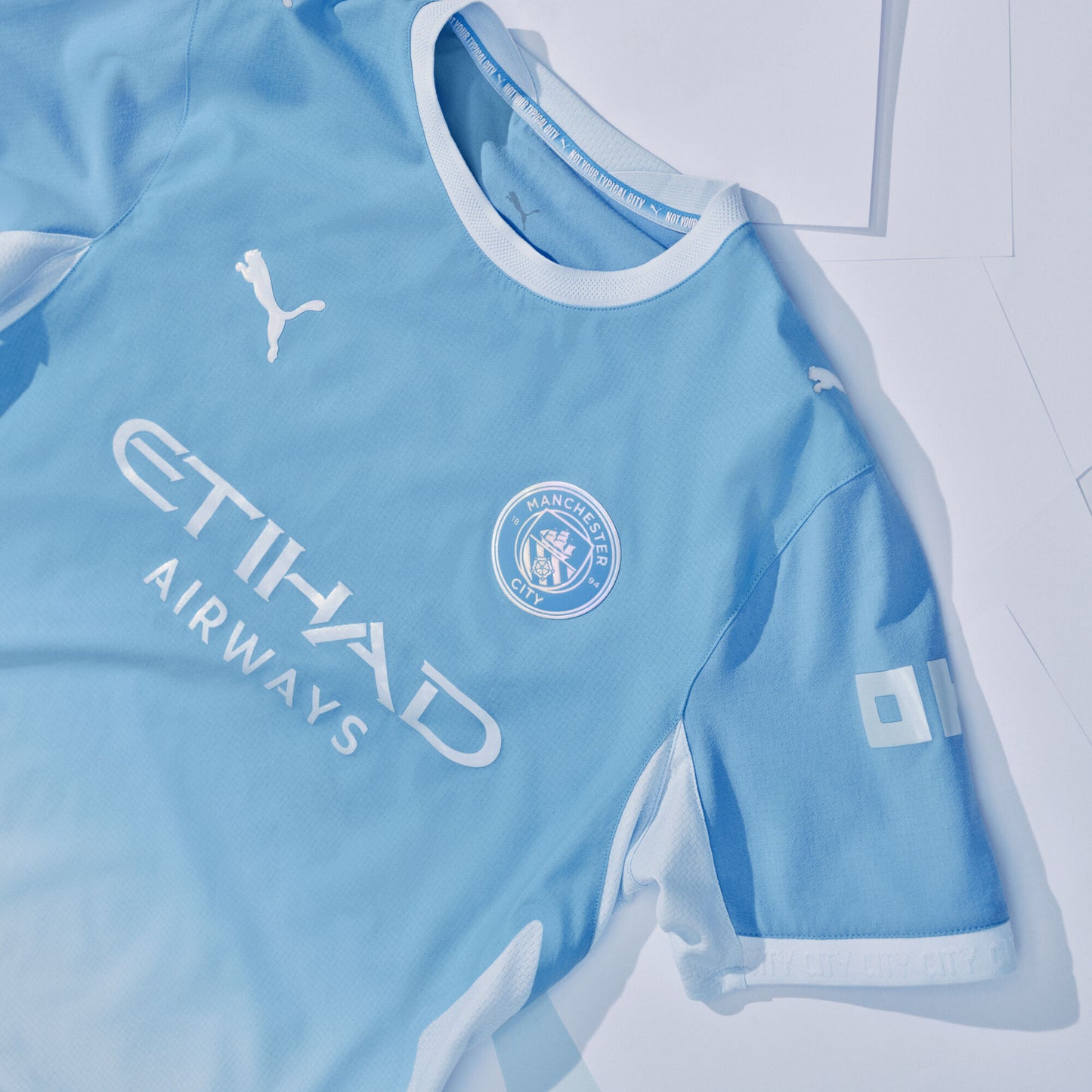 Manchester City Home Authentic Jersey 2026/27 With MIEDEMA 10 Printing in Gift Box