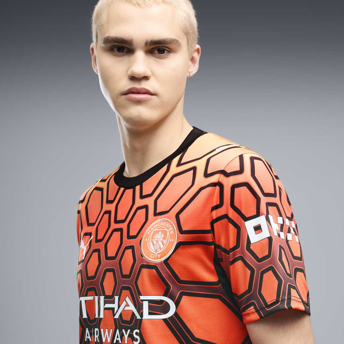 Manchester City Goalkeeper Jersey 2026/27 - Hot Heat-PUMA Black